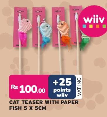 CAT TEASER WITH PAPER FISH 5 X 5CM